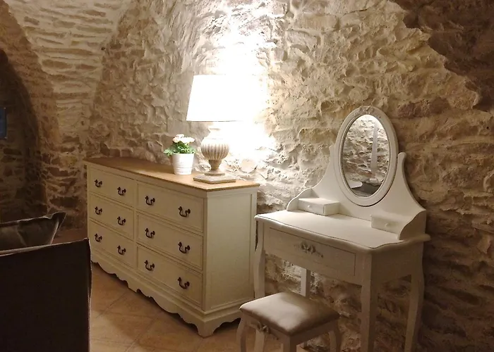 Locus Amoenus 3* Lirac