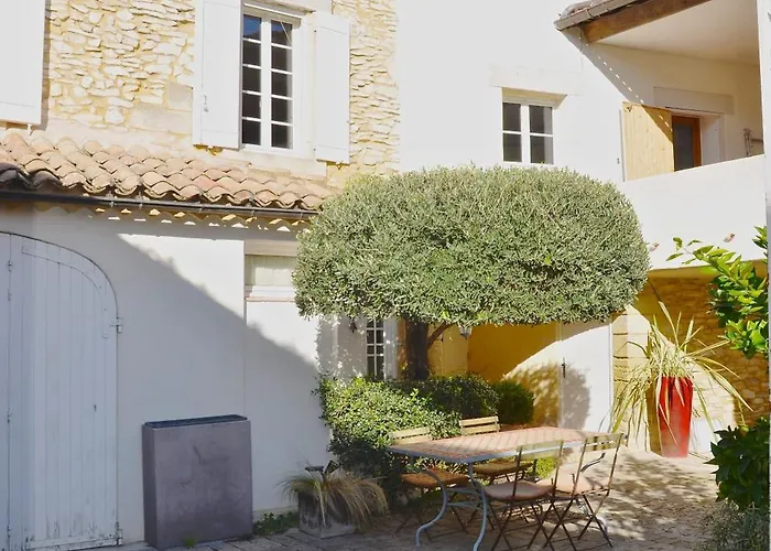 Locus Amoenus 3* Lirac